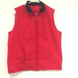 Oleg Cassini Sport Women’s L red vest-black collar